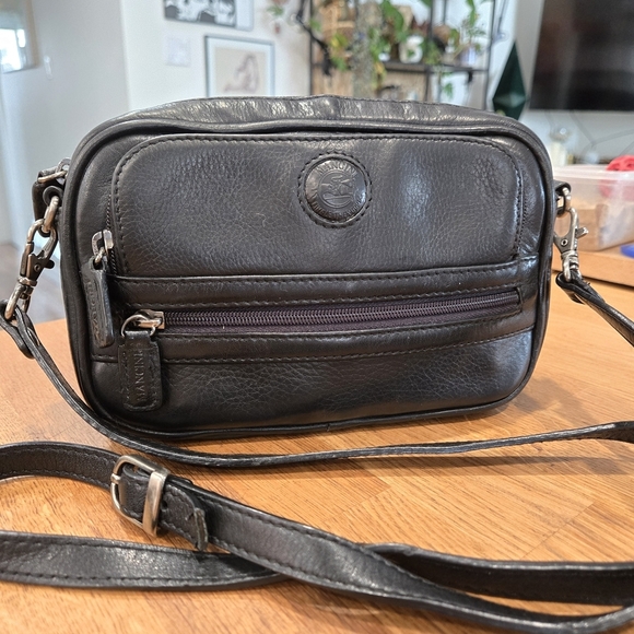 Mancini Leather Other - Mancini Leather Unisex Crossbody Wallet Bag